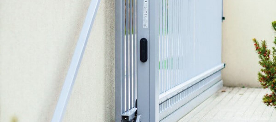 lakossagi-uszokapu-07