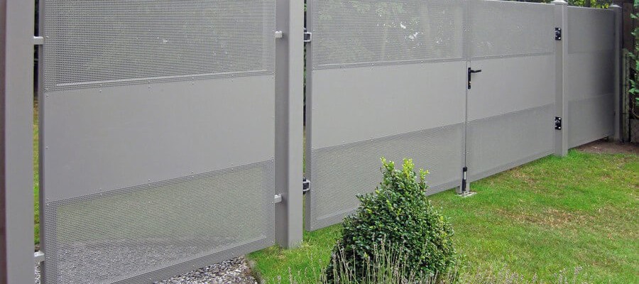 lakossagi-keszarnyu-kapuk-13